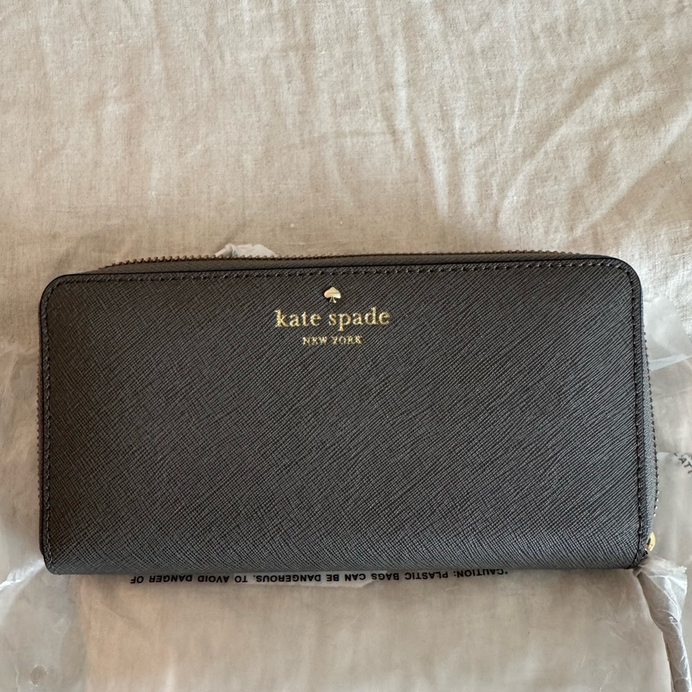 New Kate Spade Mikas Pond Zip Wallet